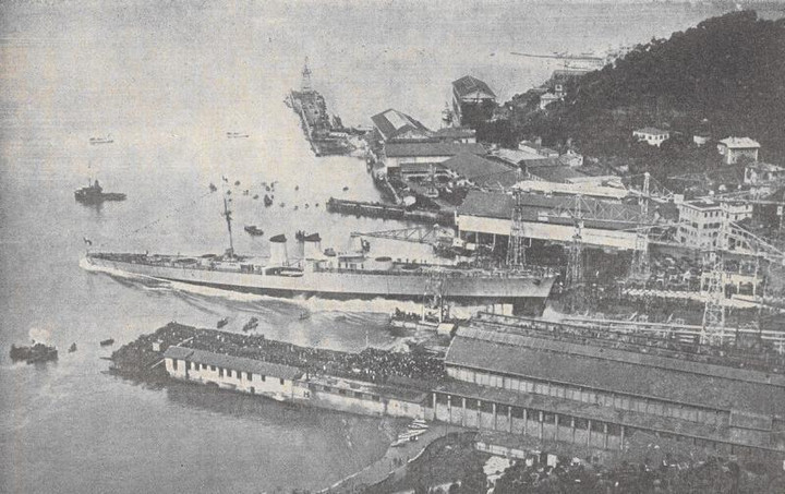 p. 2, Cantiere del Muggiano: varo dell'incrociatore "Duca degli Abruzzi", 1936